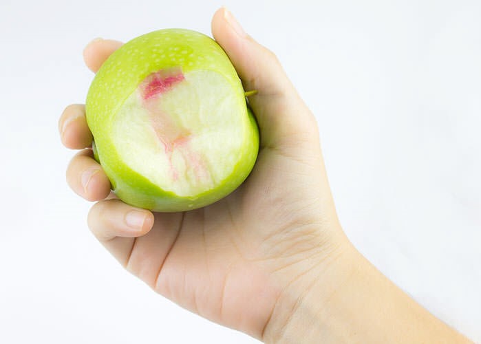 Did You Know What Causes Blood Spots On Biting Apple? - Hontistry